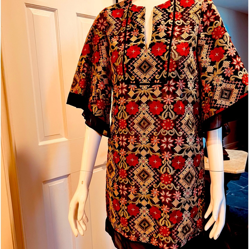 BCBG MAXMARA FLORAL DRESS